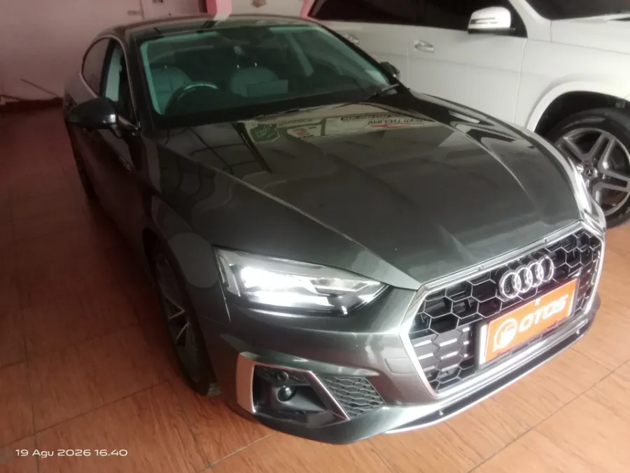 Foto Mobil Bekas Kanan Depan Audi A5 2.0 TFSI X-Line tahun 2022