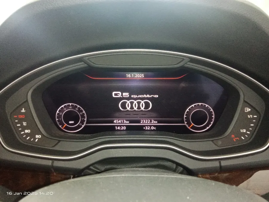 Foto Mobil Bekas Odometer Audi Q5 2.0 TFSI Quattro tahun 2018