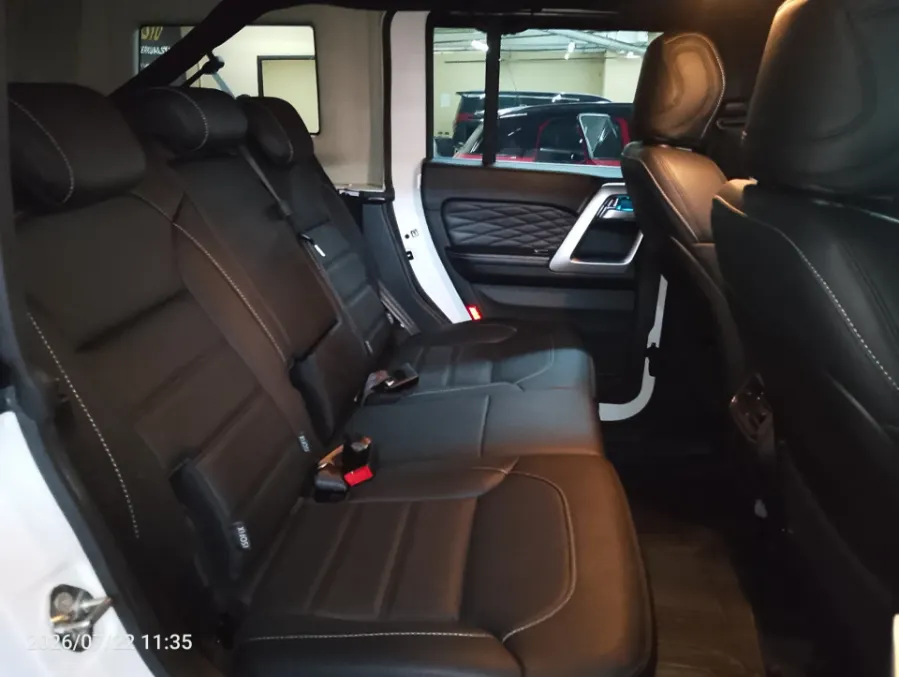 Foto Mobil Bekas Kabin Belakang Baic BJ40 Plus 2.0 tahun 2024