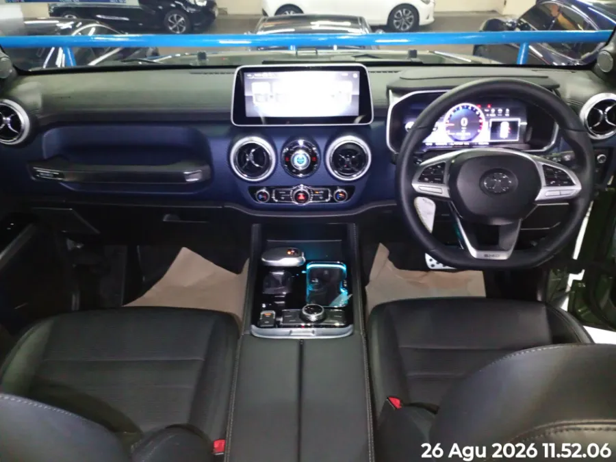 Foto Mobil Bekas Dashboard Baic BJ40 Plus 2.0 tahun 2025
