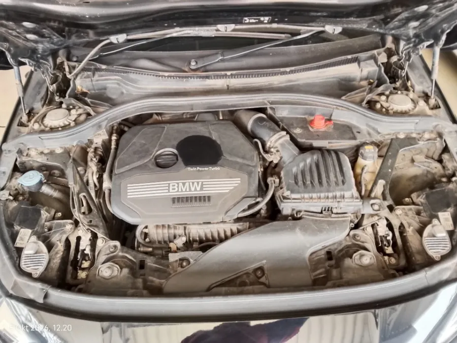 Foto Mobil Bekas Mesin BMW 218i 1.5 tahun 2022