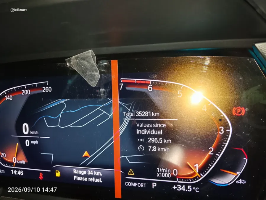 Foto Mobil Bekas Odometer BMW 218i 1.5 tahun 2022