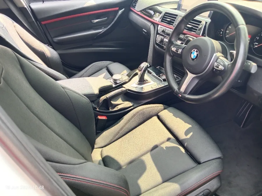 Foto Mobil Bekas Kabin Depan BMW 320i 2.0 tahun 2017