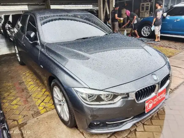 2017 BMW 320i 2.0