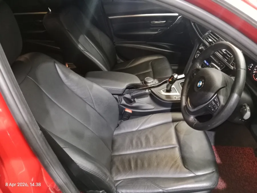 Foto Mobil Bekas Kabin Depan BMW 320i 2.0 tahun 2018