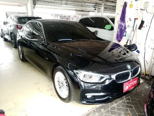 2018 BMW 320i 2.0