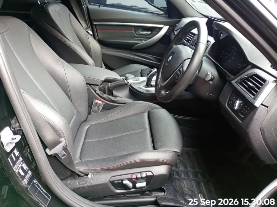 Foto Mobil Bekas Kabin Depan BMW 320i 2.0 tahun 2019