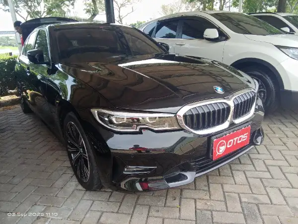 2022 BMW 320i 2.0