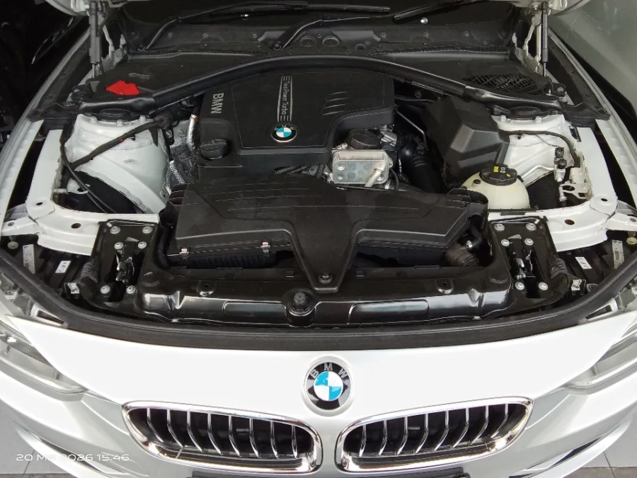 Foto Mobil Bekas Mesin BMW 320i 2.0 N20 tahun 2015