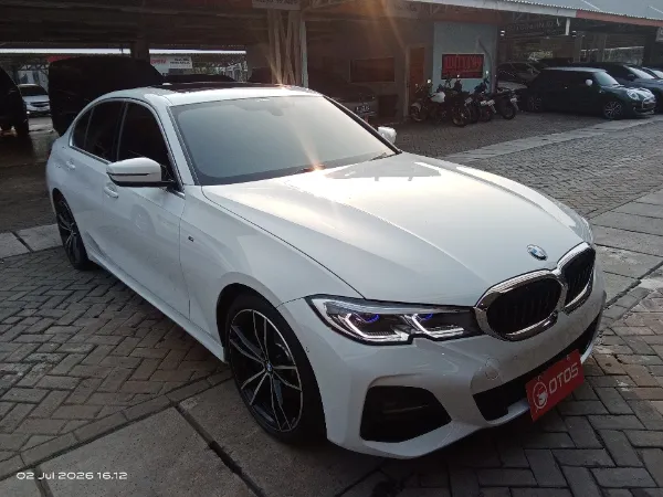2021 BMW 330i 2.0