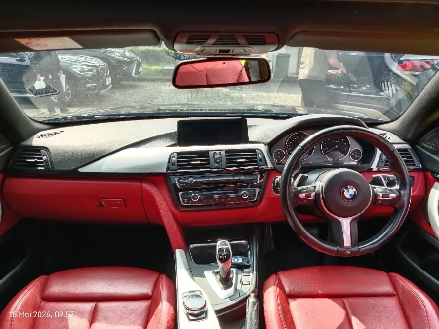 Foto Mobil Bekas Dashboard BMW 428i 2.0 tahun 2014