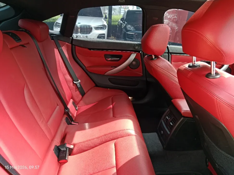 Foto Mobil Bekas Kabin Belakang BMW 428i 2.0 tahun 2014