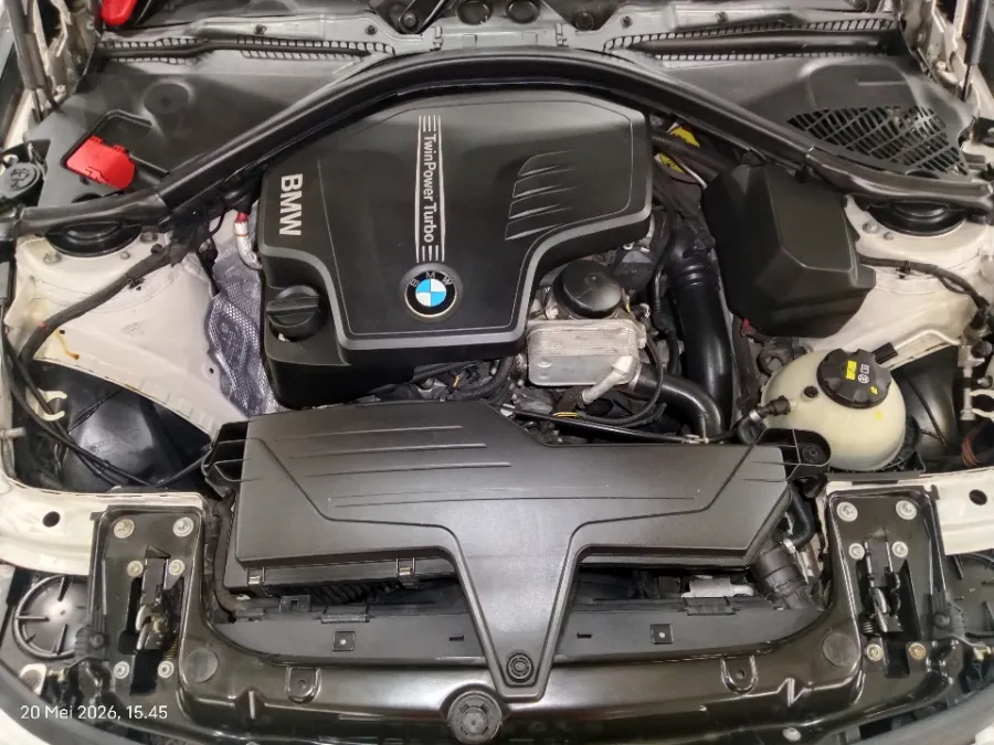 Foto Mobil Bekas Mesin BMW 428i 2.0 tahun 2014