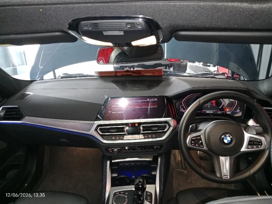 Foto Mobil Bekas Dashboard BMW 430i 2.0 Sport tahun 2023