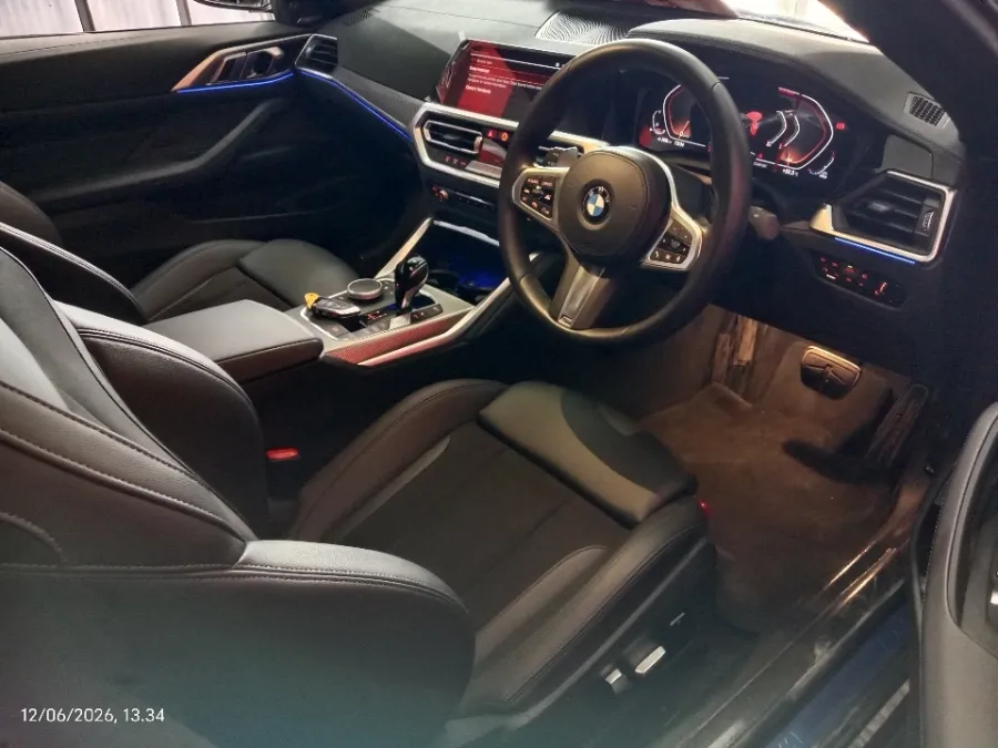 Foto Mobil Bekas Kabin Depan BMW 430i 2.0 Sport tahun 2023