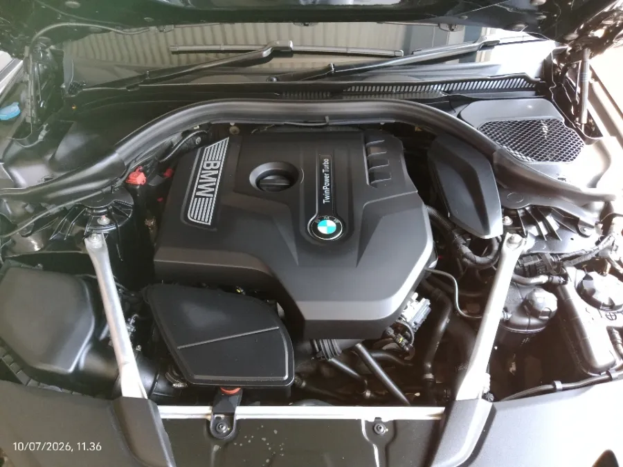 Foto Mobil Bekas Mesin BMW 530i 2.0 tahun 2018
