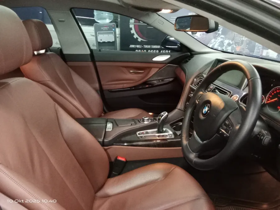 Foto Mobil Bekas Kabin Depan BMW 640i 3.0 tahun 2013