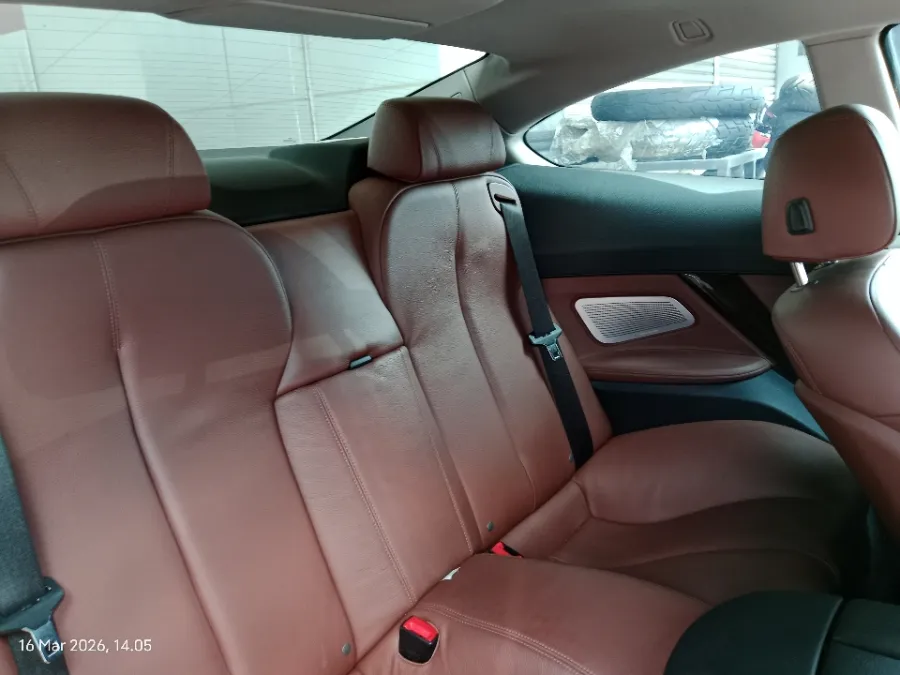Foto Mobil Bekas Kabin Belakang BMW 640i 3.0 Gran Coupe tahun 2014