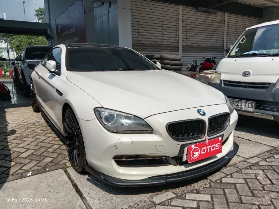 Foto Mobil Bekas Kanan Depan BMW 640i 3.0 Gran Coupe tahun 2014