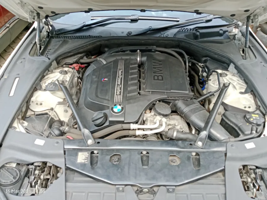 Foto Mobil Bekas Mesin BMW 640i 3.0 Gran Coupe tahun 2014