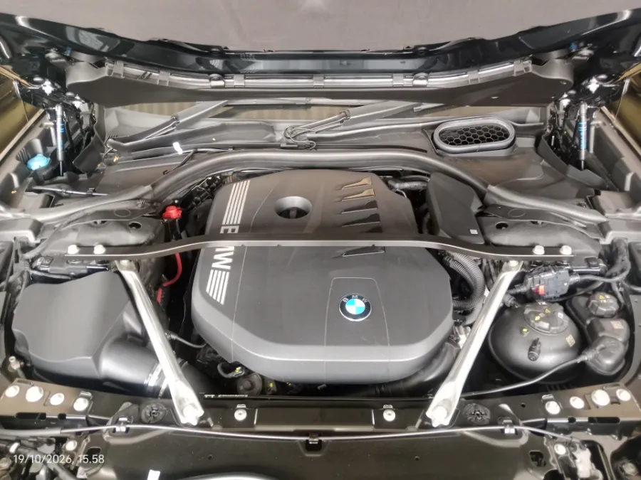 Foto Mobil Bekas Mesin BMW 735i 3.0 Limousine tahun 2025