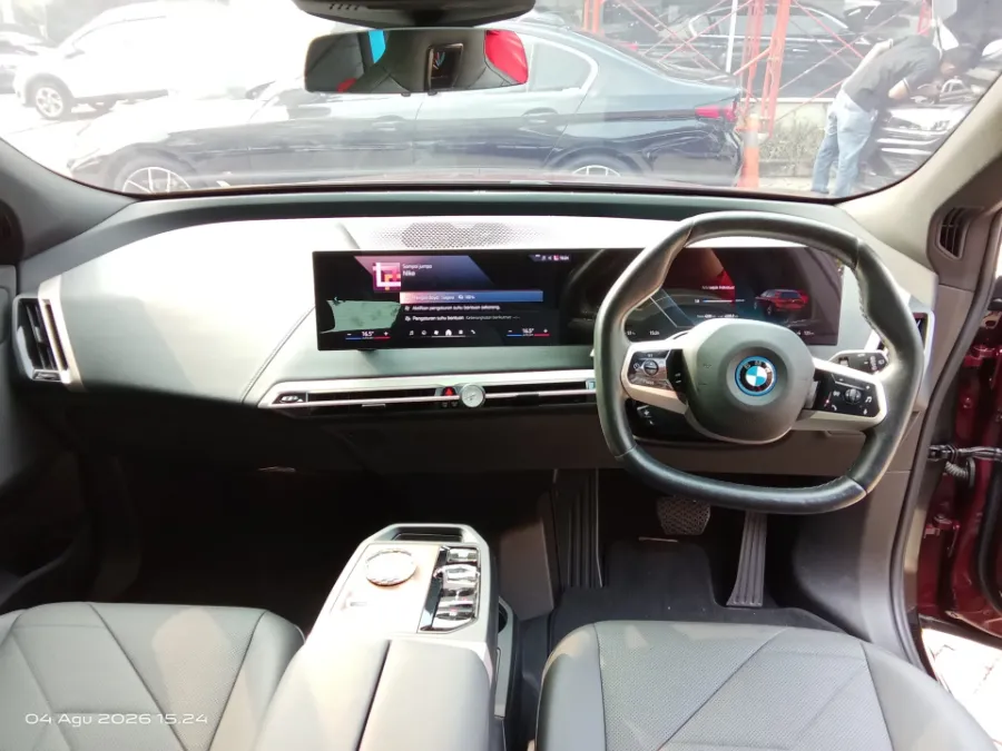 Foto Mobil Bekas Dashboard BMW IX XDRIVE 40 tahun 2023