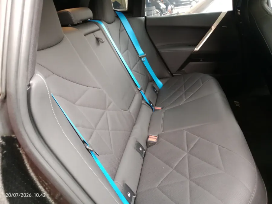 Foto Mobil Bekas Kabin Belakang BMW IX XDRIVE 40 tahun 2023