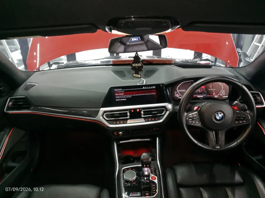 Foto Mobil Bekas Dashboard BMW M3 3.0 tahun 2022