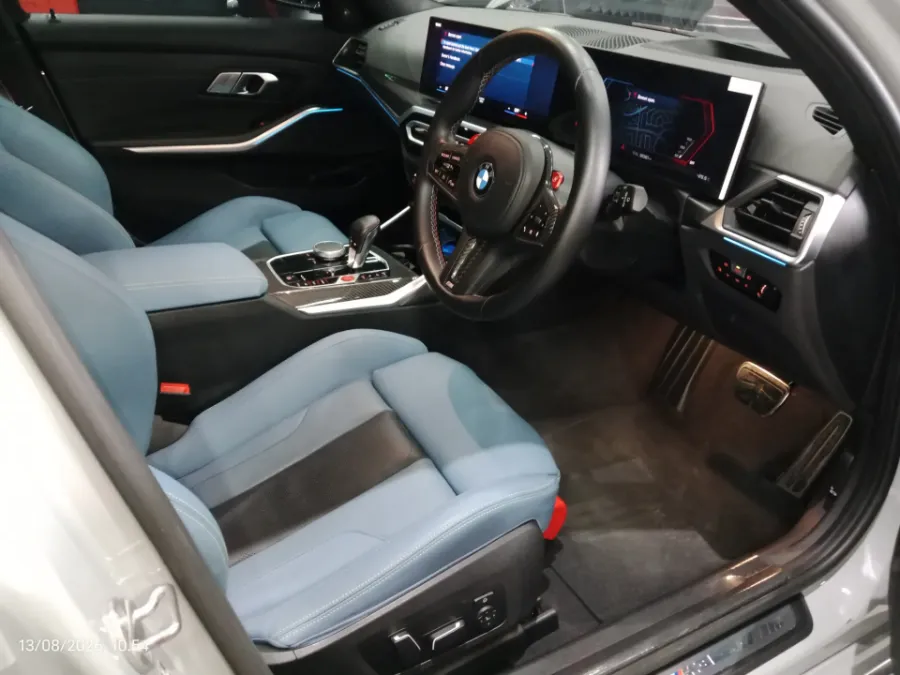 Foto Mobil Bekas Kabin Depan BMW M3 Competition 3.0 xDrive tahun 2024