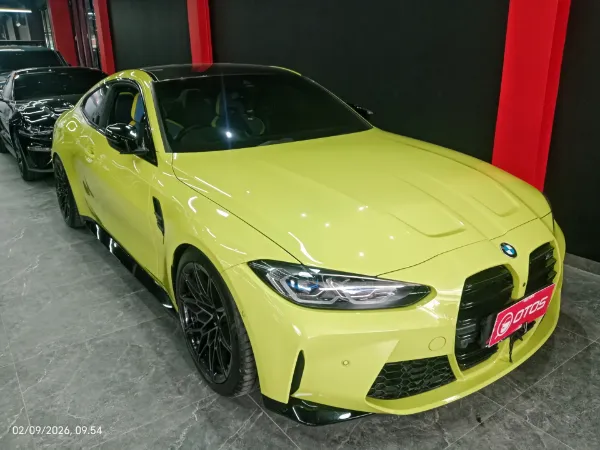 2022 BMW M4 3.0 - Foto 1 dari 6