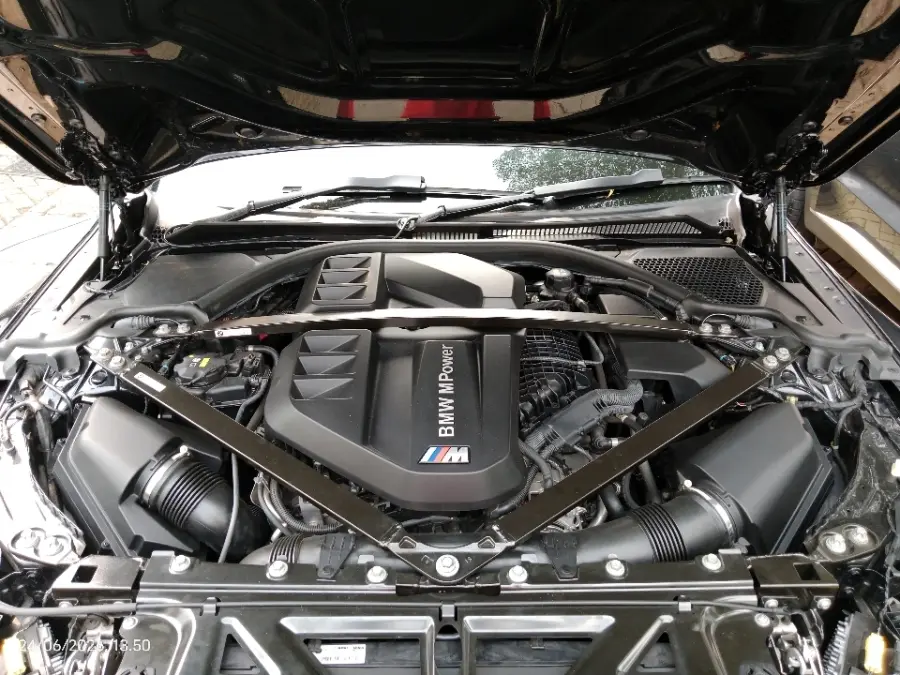 Foto Mobil Bekas Mesin BMW M4 3.0 tahun 2022