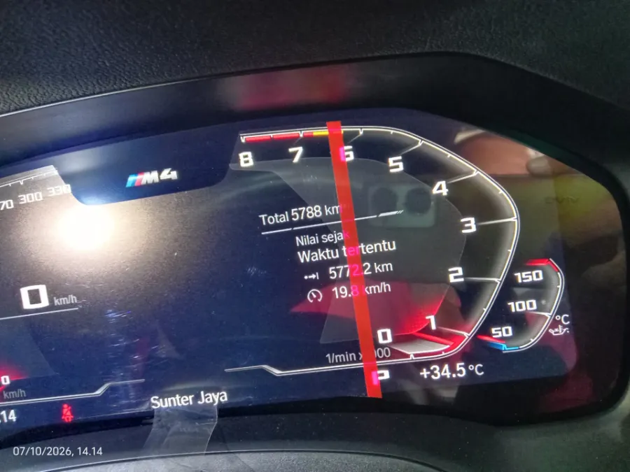 Foto Mobil Bekas Odometer BMW M4 3.0 tahun 2022