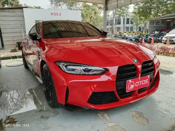 2023 BMW M4 3.0 - Foto 1 dari 6