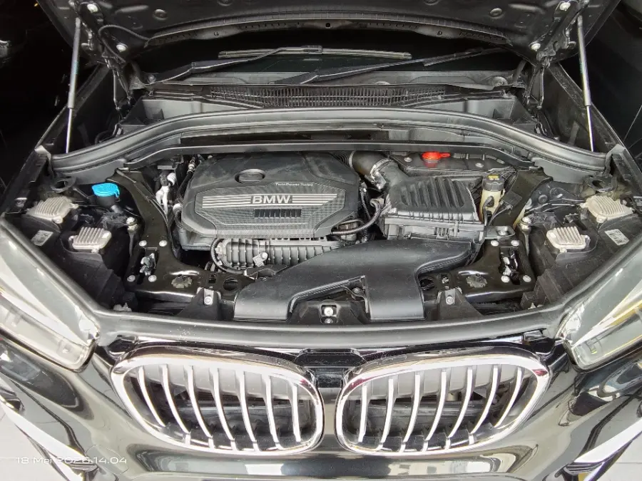 Foto Mobil Bekas Mesin BMW X1 1.5 Sdrive18i tahun 2018