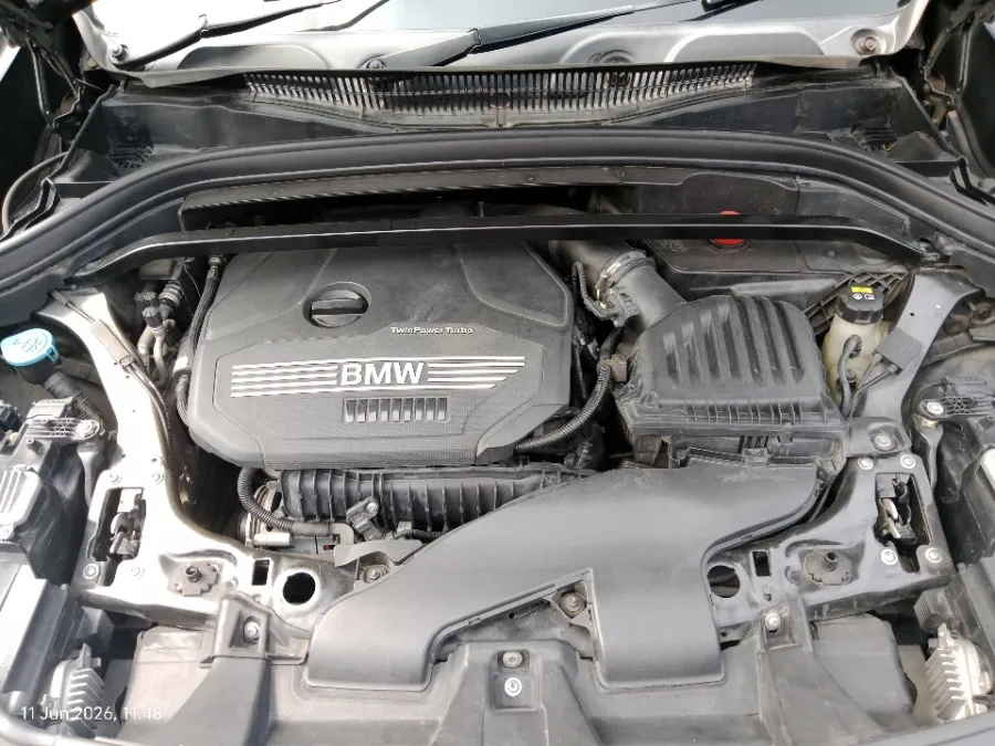 Foto Mobil Bekas Mesin BMW X1 1.5 Sdrive18i tahun 2018