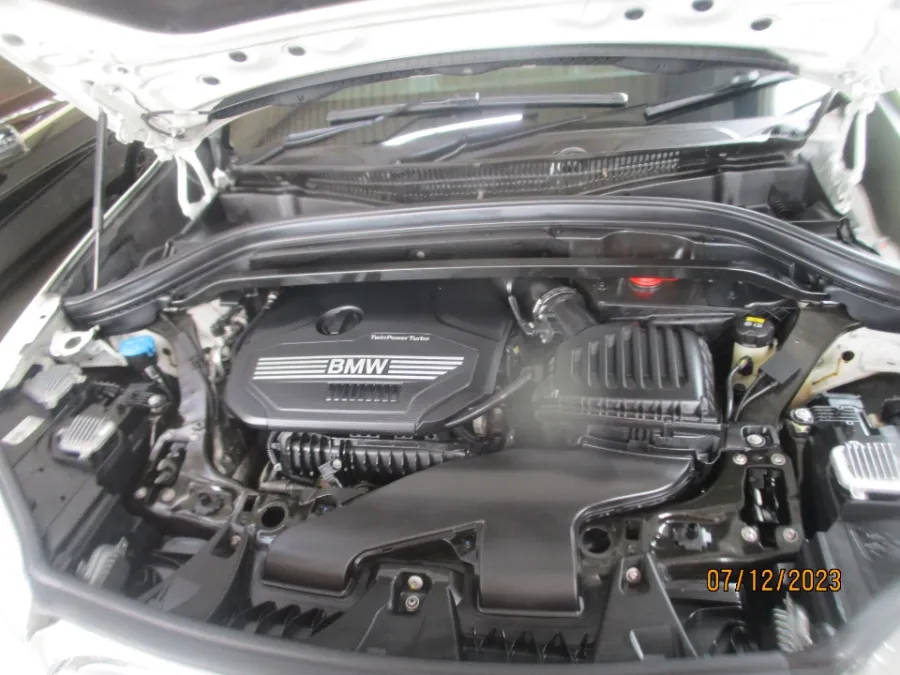 Foto Mobil Bekas Mesin BMW X1 1.5 Sdrive18i tahun 2019
