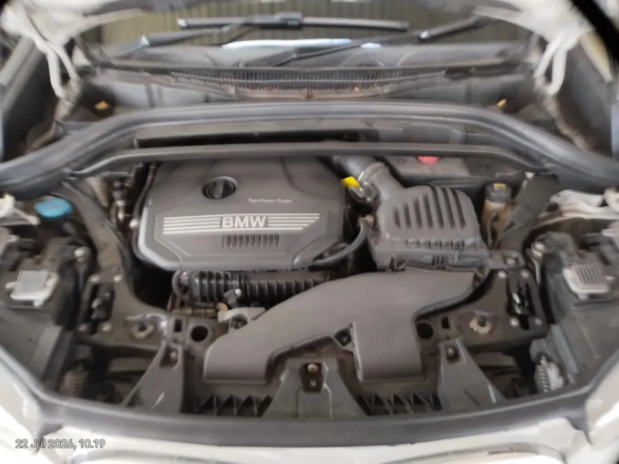 Foto Mobil Bekas Mesin BMW X1 1.5 Sdrive18i tahun 2019