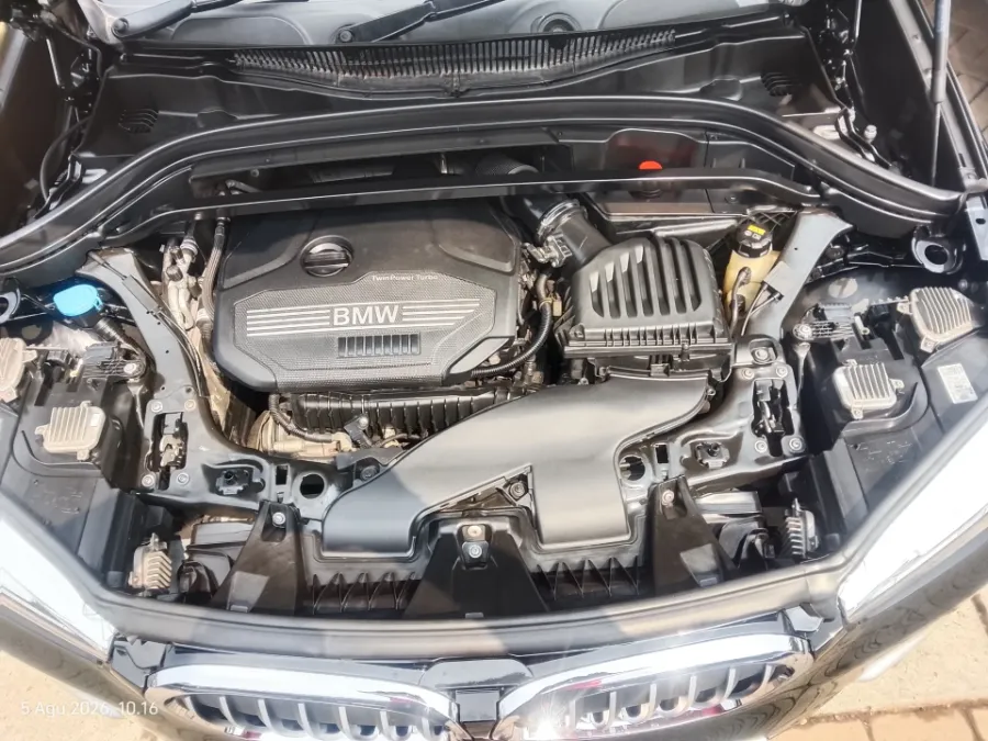 Foto Mobil Bekas Mesin BMW X1 1.5 Sdrive18i tahun 2019
