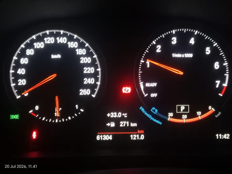 Foto Mobil Bekas Odometer BMW X1 1.5 Sdrive18i tahun 2019