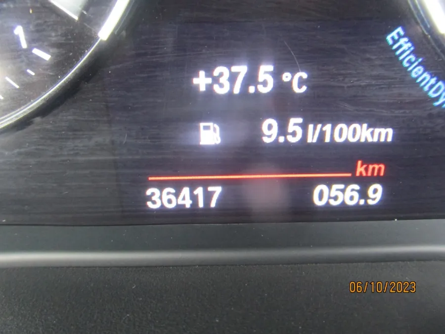 Foto Mobil Bekas Odometer BMW X1 1.5 Sdrive18i tahun 2019