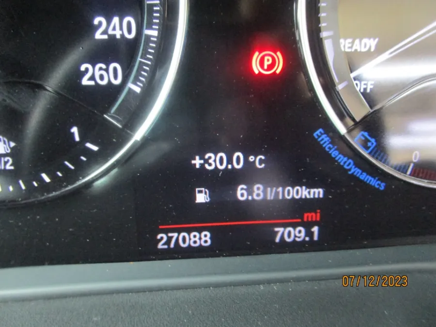 Foto Mobil Bekas Odometer BMW X1 1.5 Sdrive18i tahun 2019