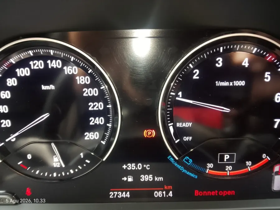 Foto Mobil Bekas Odometer BMW X1 1.5 Sdrive18i tahun 2019