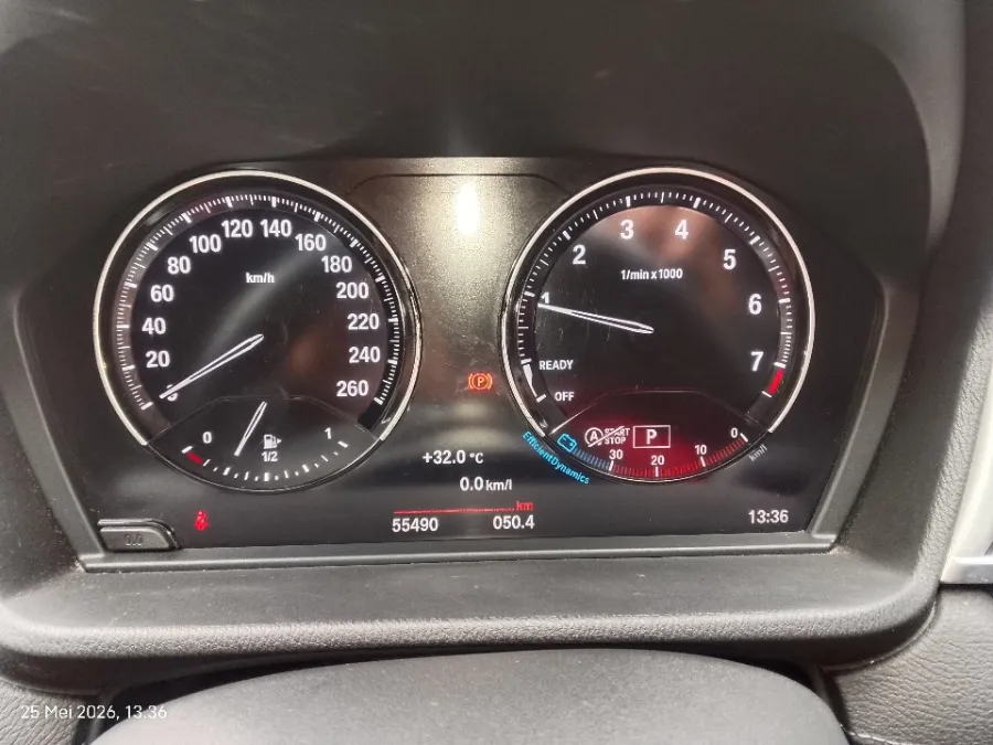Foto Mobil Bekas Odometer BMW X1 1.5 Sdrive18i tahun 2020