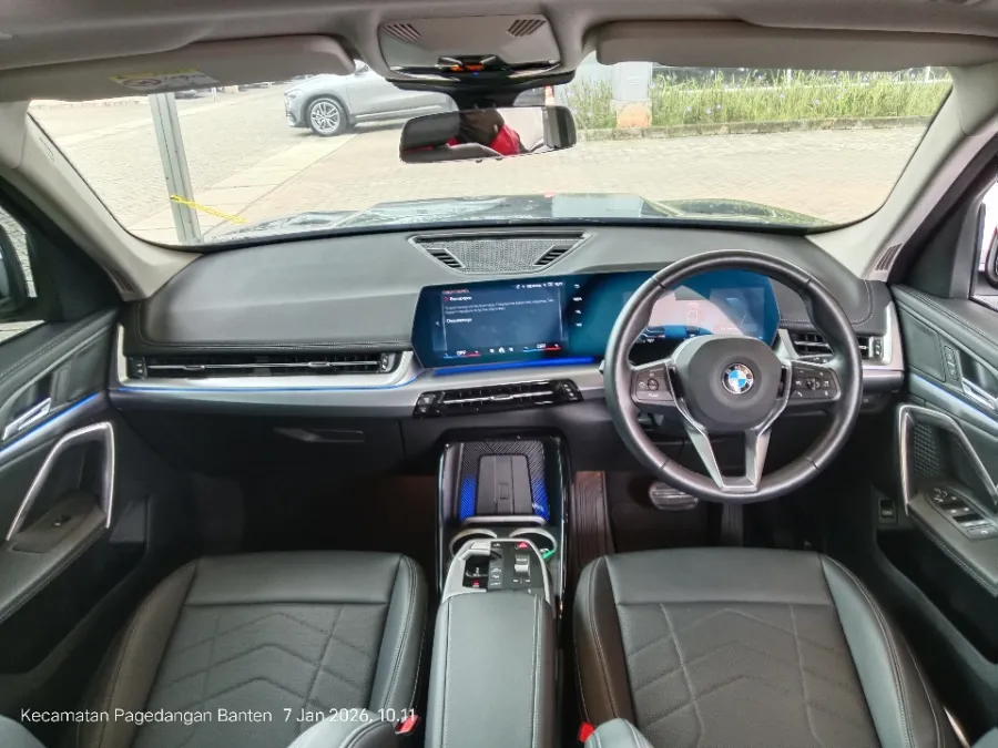Foto Mobil Bekas Dashboard BMW X1 1.5 Sdrive18i tahun 2024