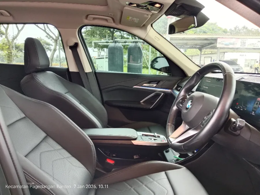 Foto Mobil Bekas Kabin Depan BMW X1 1.5 Sdrive18i tahun 2024