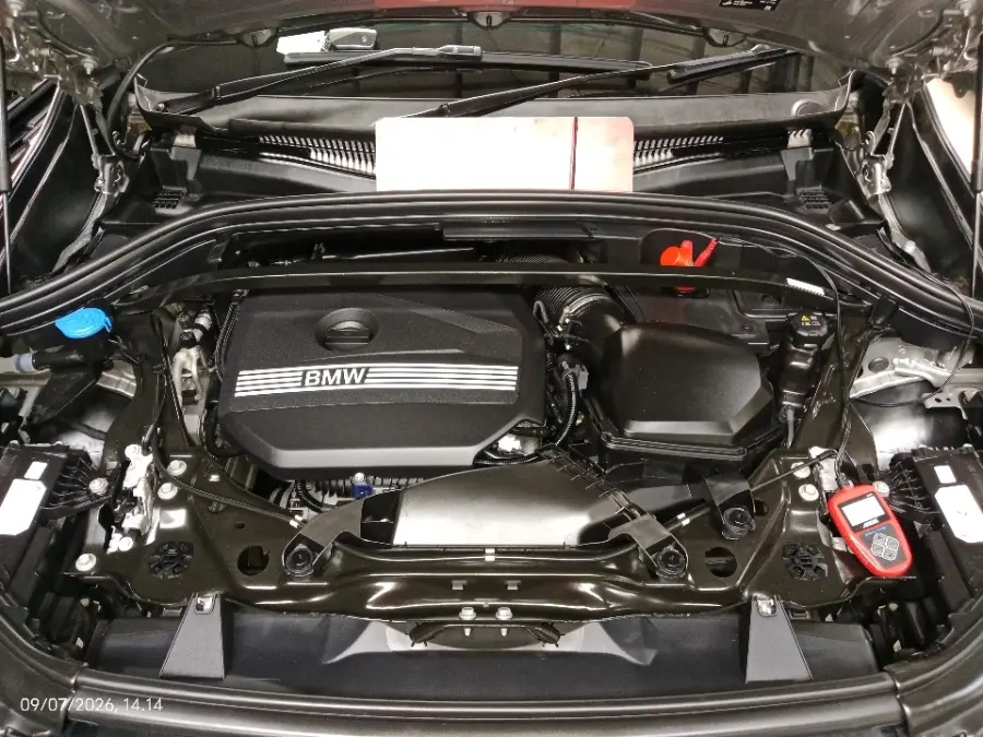 Foto Mobil Bekas Mesin BMW X1 1.5 Sdrive18i tahun 2024