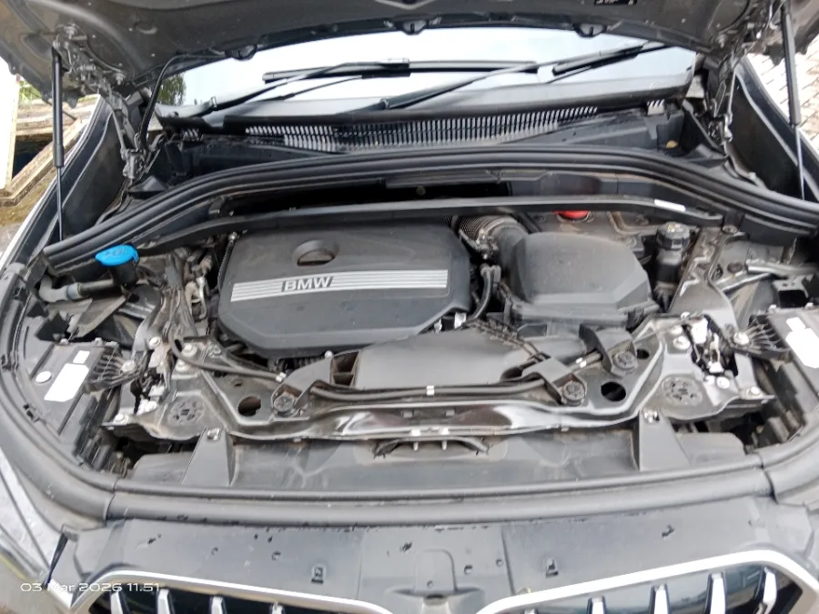 Foto Mobil Bekas Mesin BMW X1 1.5 Sdrive18i tahun 2024