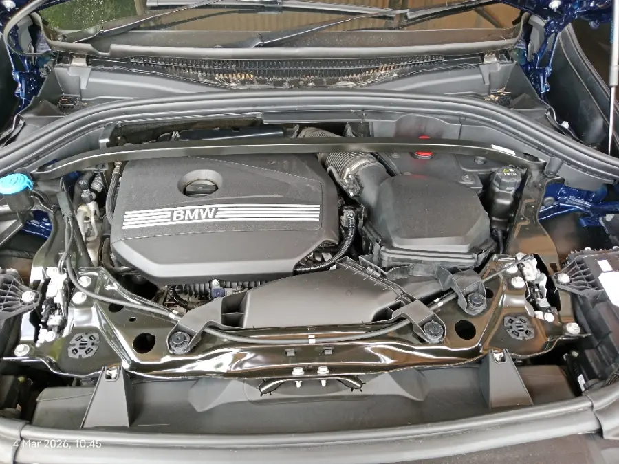 Foto Mobil Bekas Mesin BMW X1 1.5 Sdrive18i tahun 2024