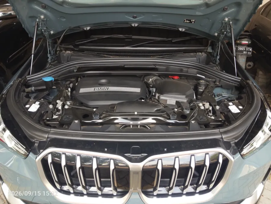 Foto Mobil Bekas Mesin BMW X1 1.5 Sdrive18i tahun 2024