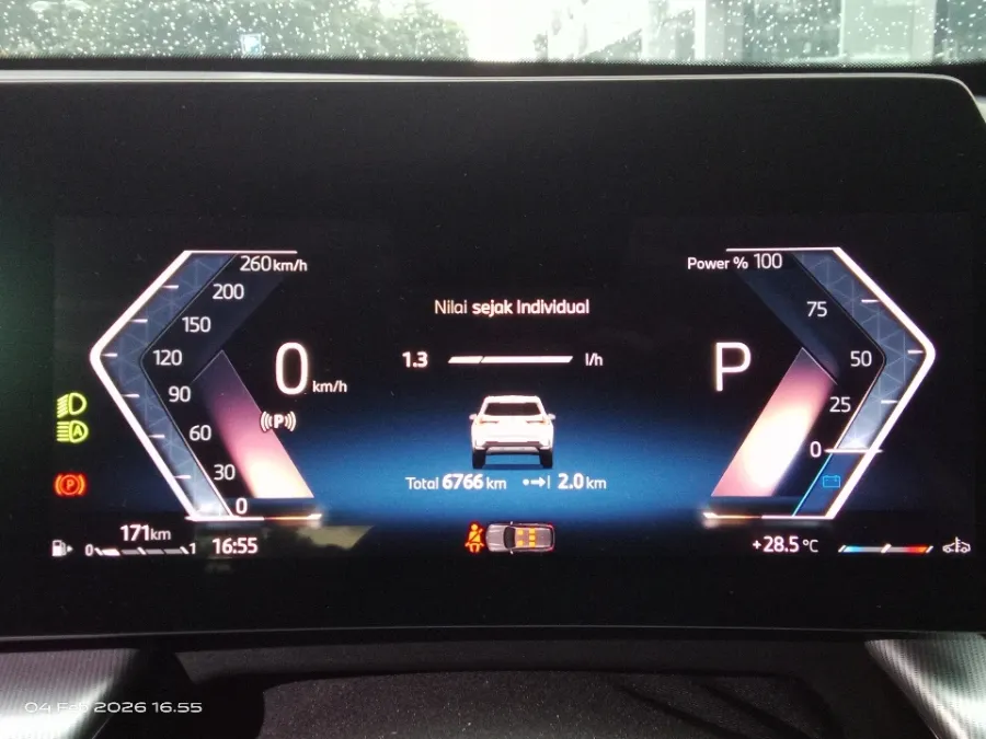 Foto Mobil Bekas Odometer BMW X1 1.5 Sdrive18i tahun 2024